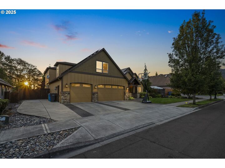 Property Photo:  12502 NW 49th Ave  WA 98685 