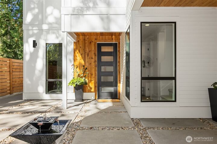 Property Photo: 7950 NE Baker Hill Road WA 98110