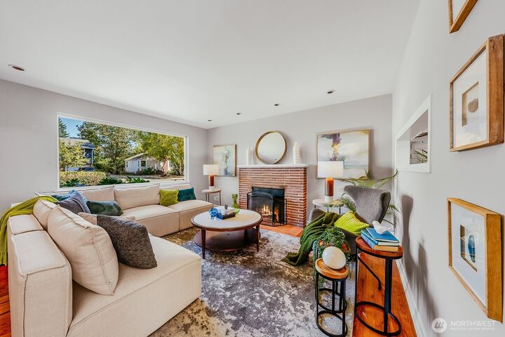 Property Photo: 8433 34th Avenue SW WA 98126