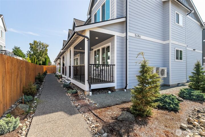 Property Photo: 5686 Sunstone Place 101 WA 98248