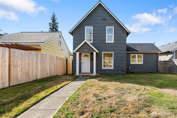 1211  Humboldt Street  Bellingham WA 98225 photo