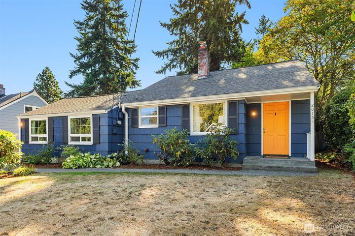 Property Photo: 2015 N 143 Street WA 98133