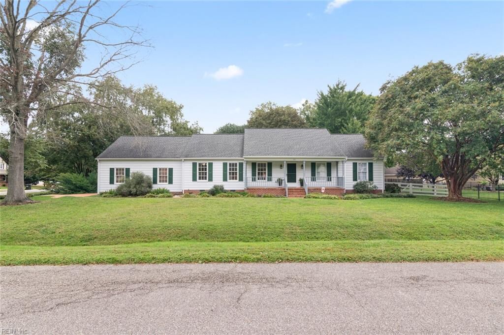 Property Photo:  201 Allen Harris Dr  VA 23692 