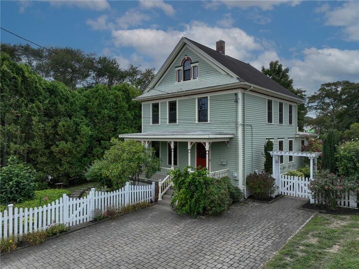 Property Photo:  37 Woodlund Avenue  RI 02891 