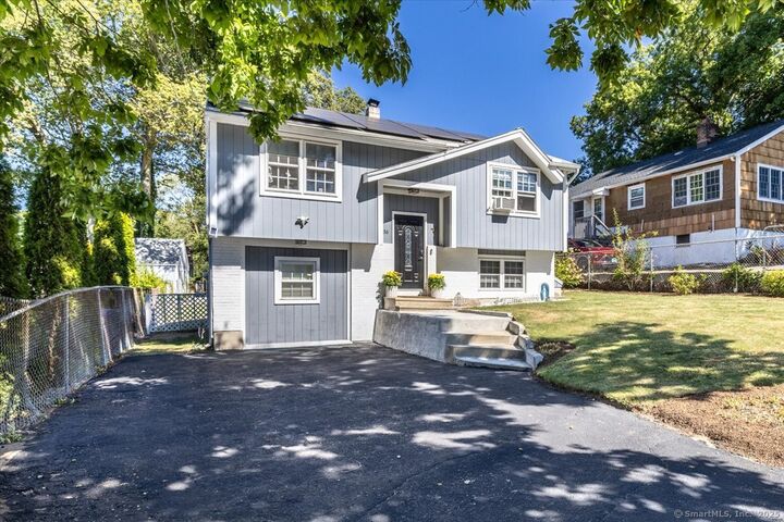Property Photo:  36 Platt Street  CT 06606 