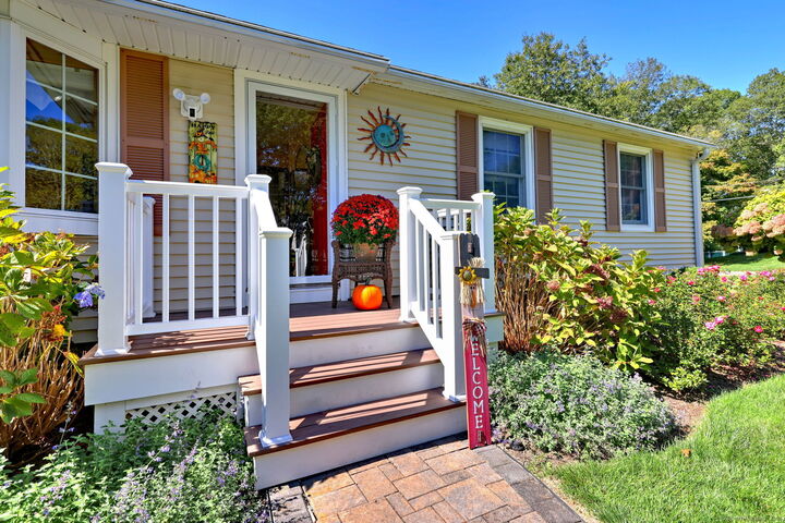 Property Photo:  4 Christopher Drive  CT 06460 