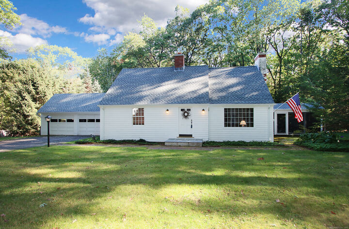 Property Photo:  16 Old Town Road  CT 06001 