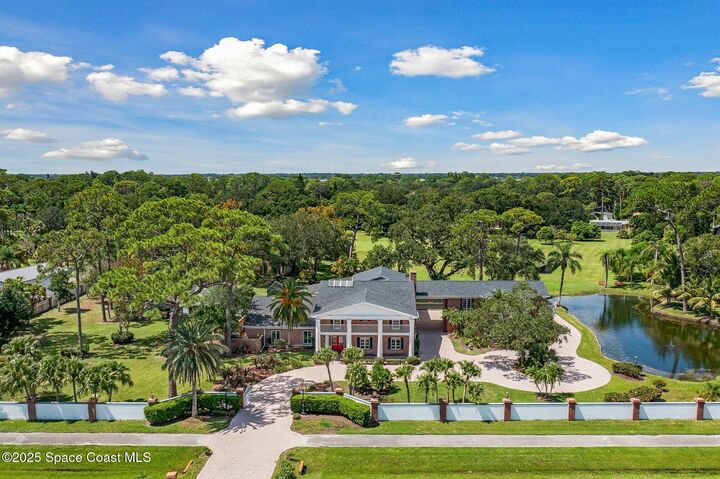 Property Photo:  2195 S Courtenay Parkway  FL 32952 