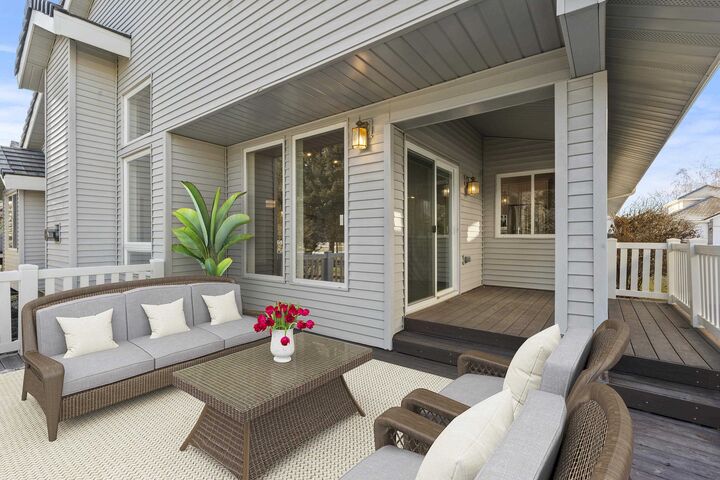 Property Photo: 512 N Village Ln WA 99019