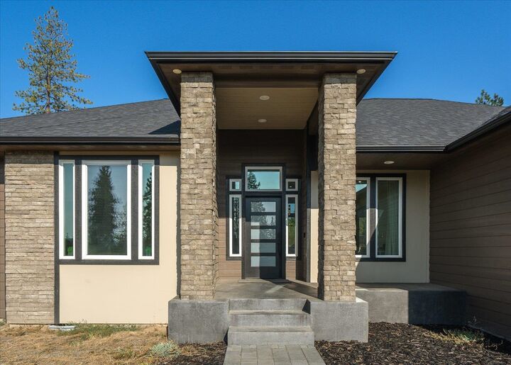 Property Photo:  6340 Jenna Ct  WA 99026 