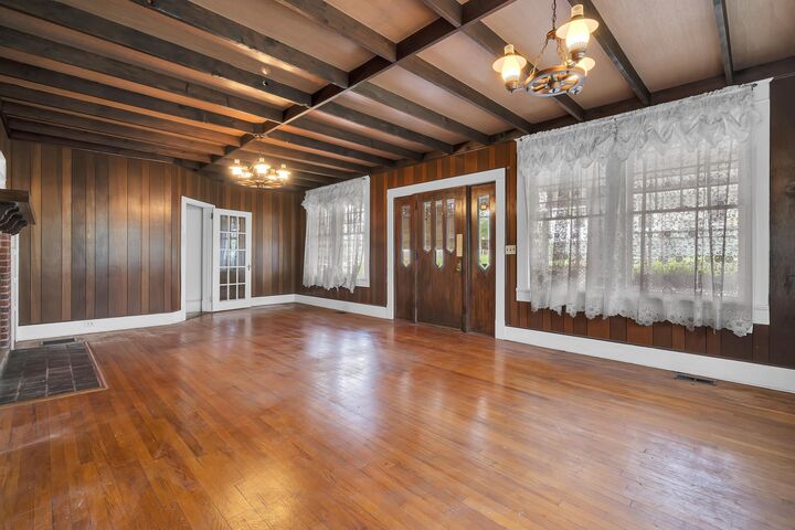 Property Photo:  2 Robinsview Lane  SC 29301 