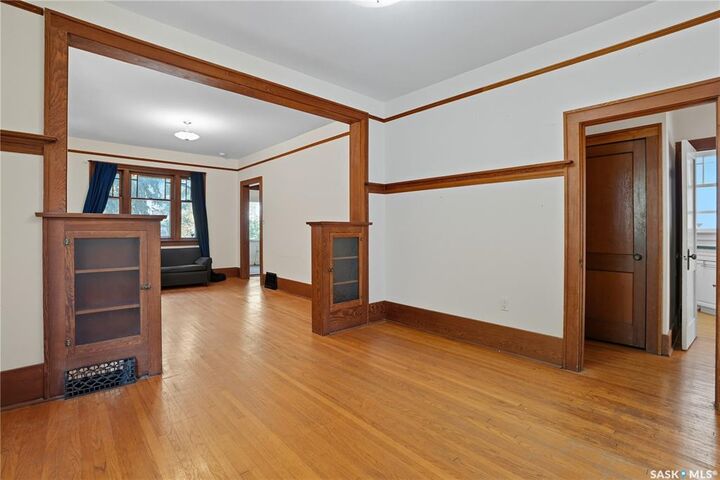 Property Photo:  306 Main Street  SK S7N 0B7 