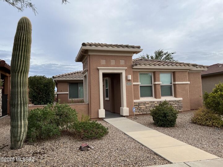 13979 E Cheavront Loop  Vail AZ 85641 photo