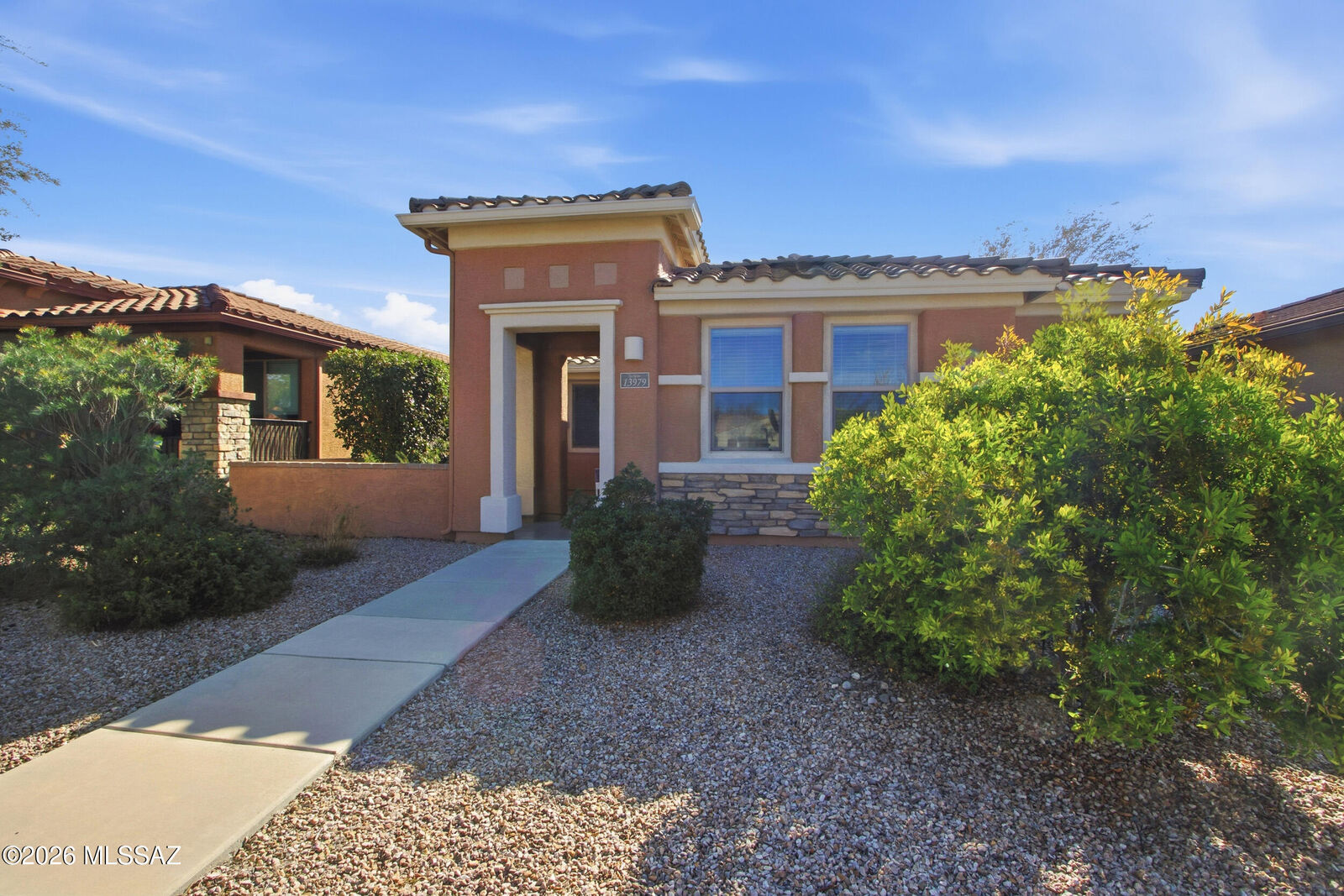 Property Photo:  13979 E Cheavront Loop  AZ 85641 