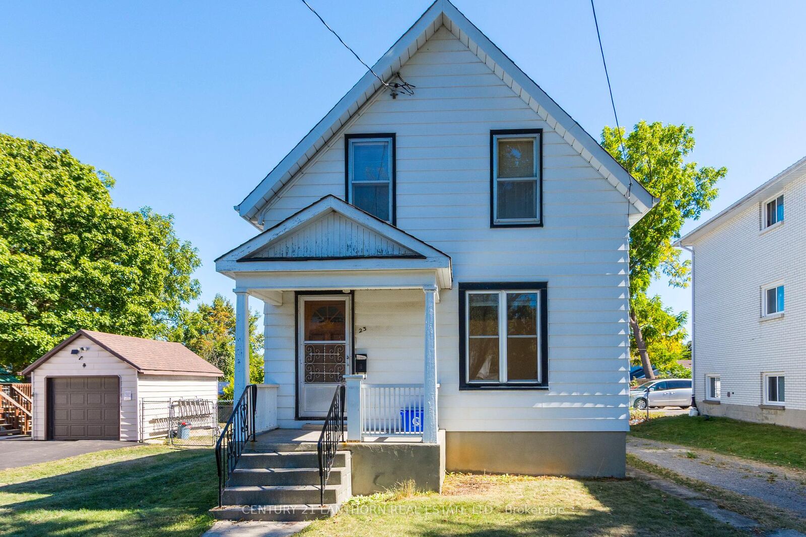 Property Photo: 23 Howard Street ON K8P 3T1