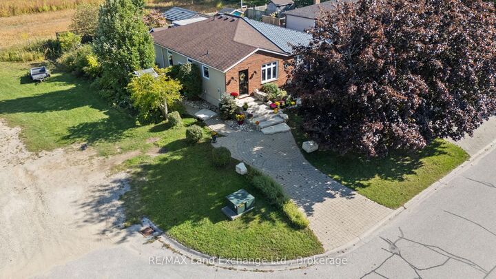 Property Photo: 263 Bricker Street ON N0H 2C1