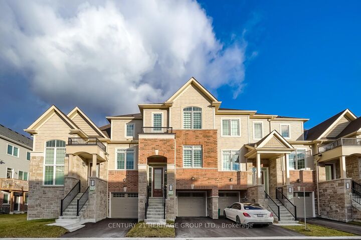 Property Photo:  125 Lyall Stokes Circle  ON L0G 1M0 