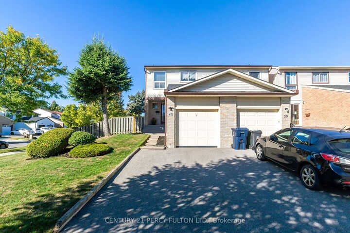 Property Photo:  48 Nabob Crescent  ON M1B 2Z2 