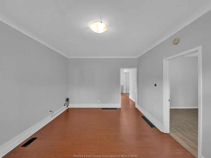 Property Photo: 341 Parent Avenue ON N9A 2B7