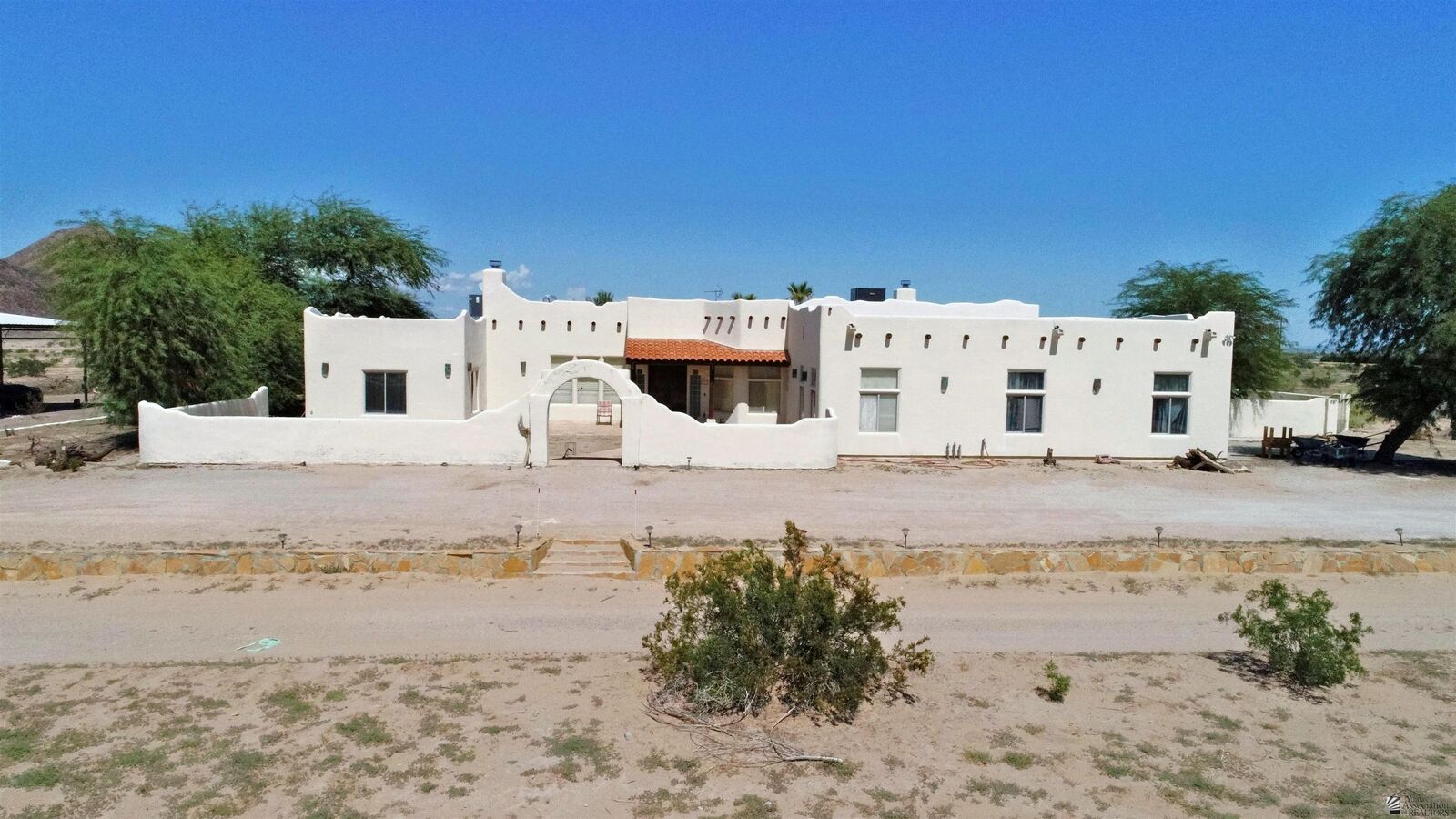 Property Photo: 8826 S Ave 37 E AZ 85356
