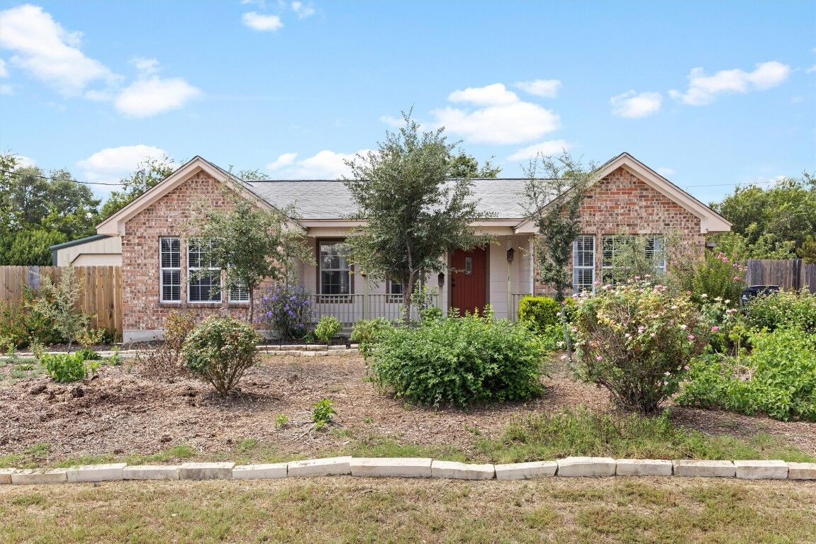 Property Photo:  560 Live Oak Drive  TX 78605 
