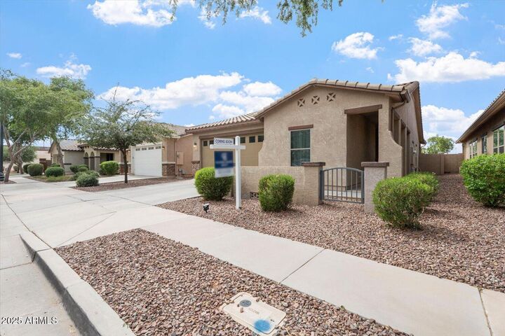 Property Photo:  1138 S Olympic Drive  AZ 85296 