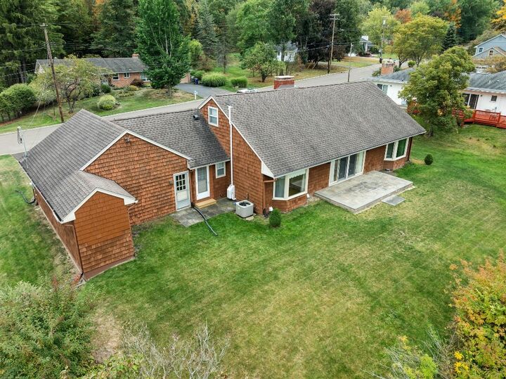 Property Photo:  22 Larchmont Road  NY 13903 