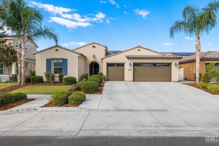 Property Photo:  13618 Elbury Avenue  CA 93311 