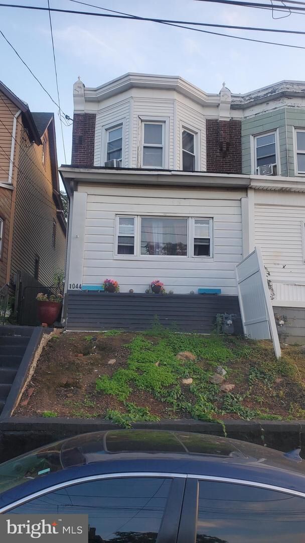 1044 Pine Street  Darby PA 19023 photo