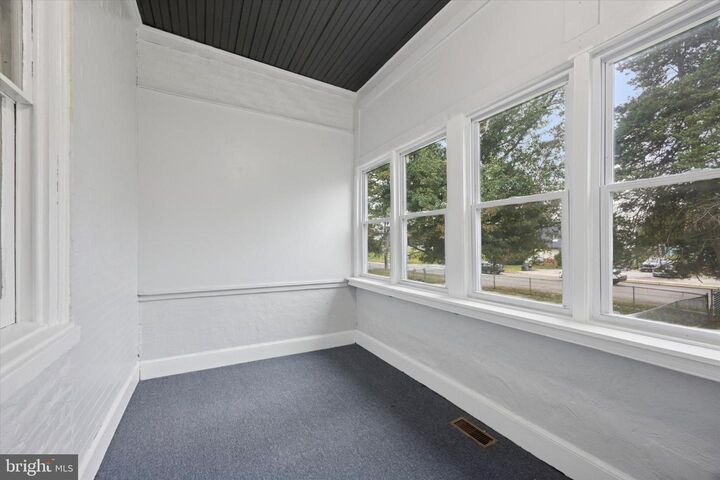 Property Photo:  803 W Oak Lane  PA 19036 