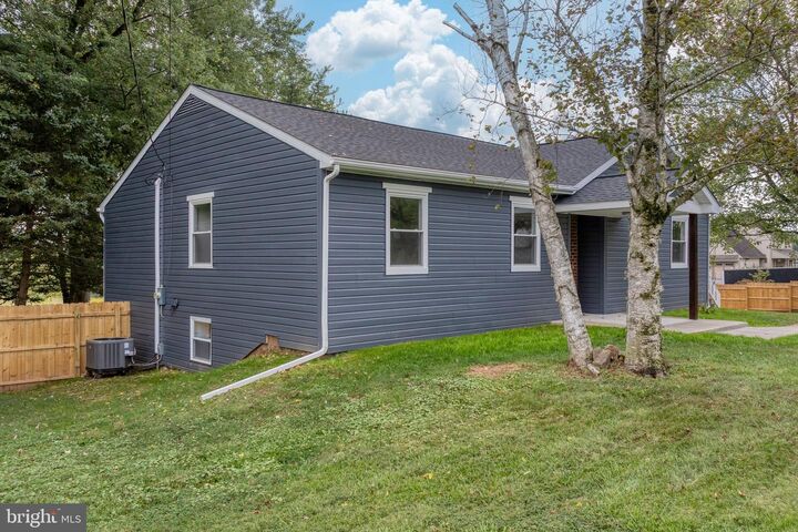 Property Photo:  229 Cider Press Road  PA 17545 