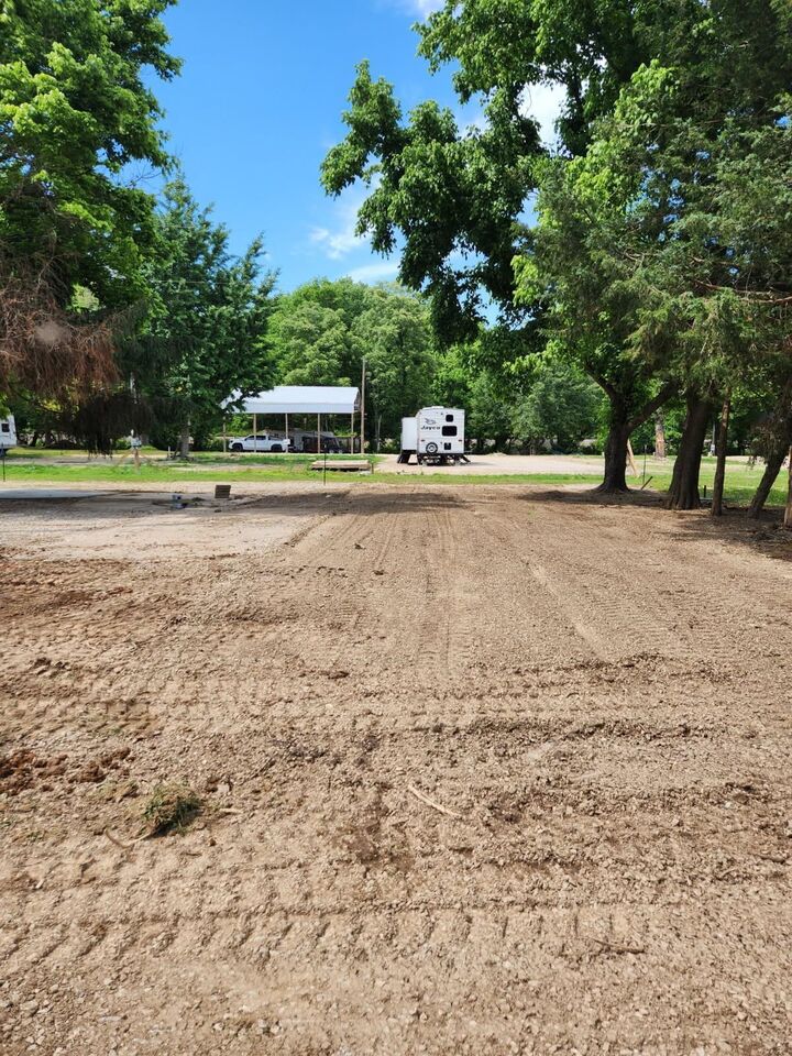 Property Photo: 129-131 Riverbend Park AR 72542