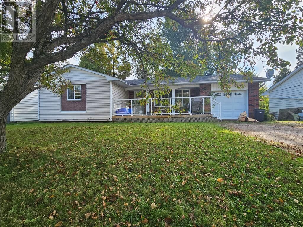 Property Photo: 2187 Josephine ON P3A 2N4