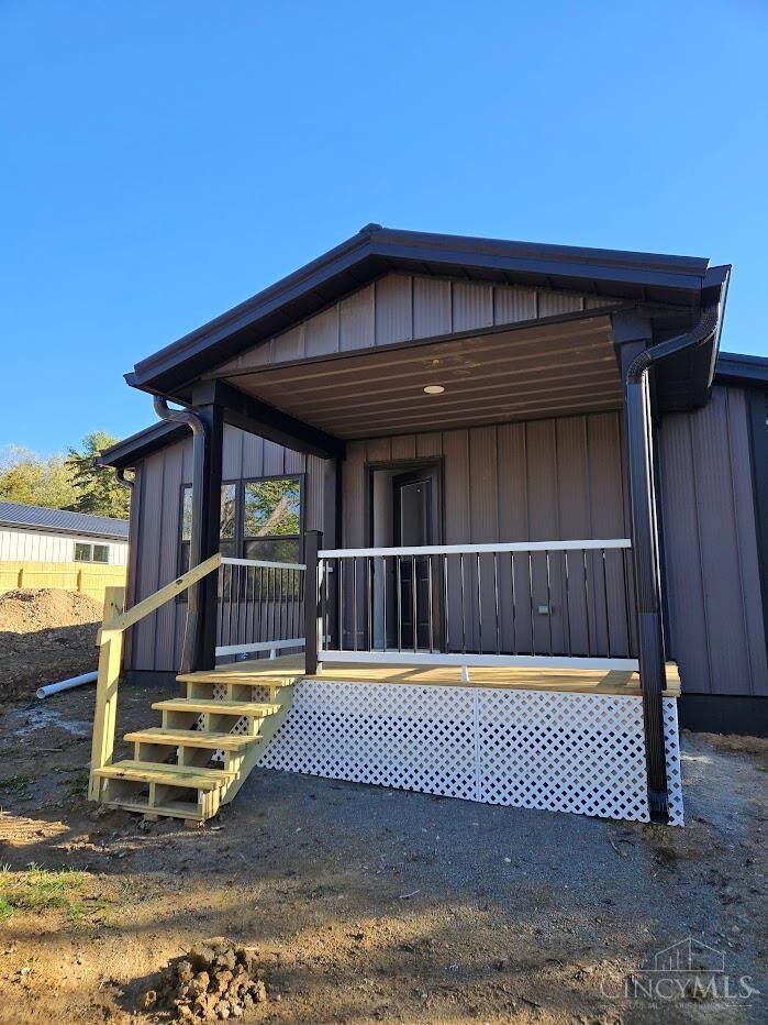 Property Photo:  6949 W Highland Trail  OH 45133