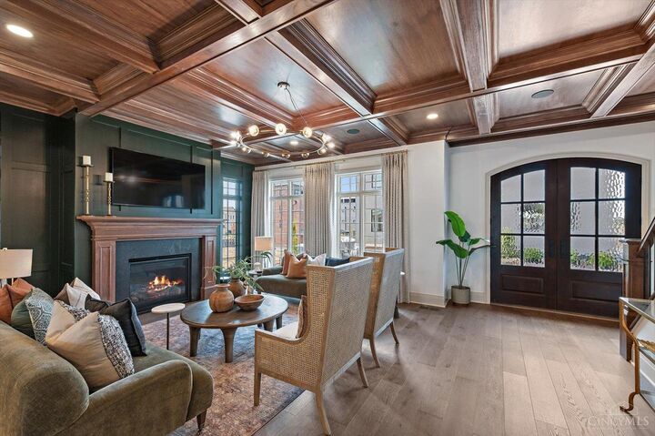 Property Photo:  2934 Three Oaks Lane  OH 45209 