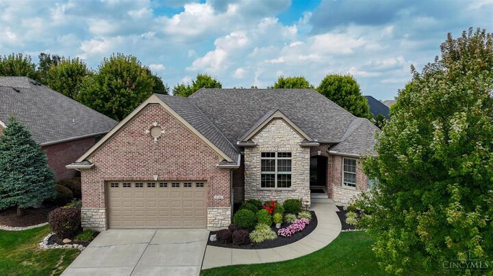 Property Photo:  8248 Sweet Briar Court  OH 45044 