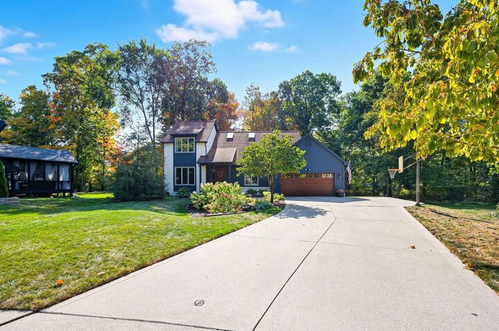 Property Photo:  1260 Autumn Park Court  OH 43081 