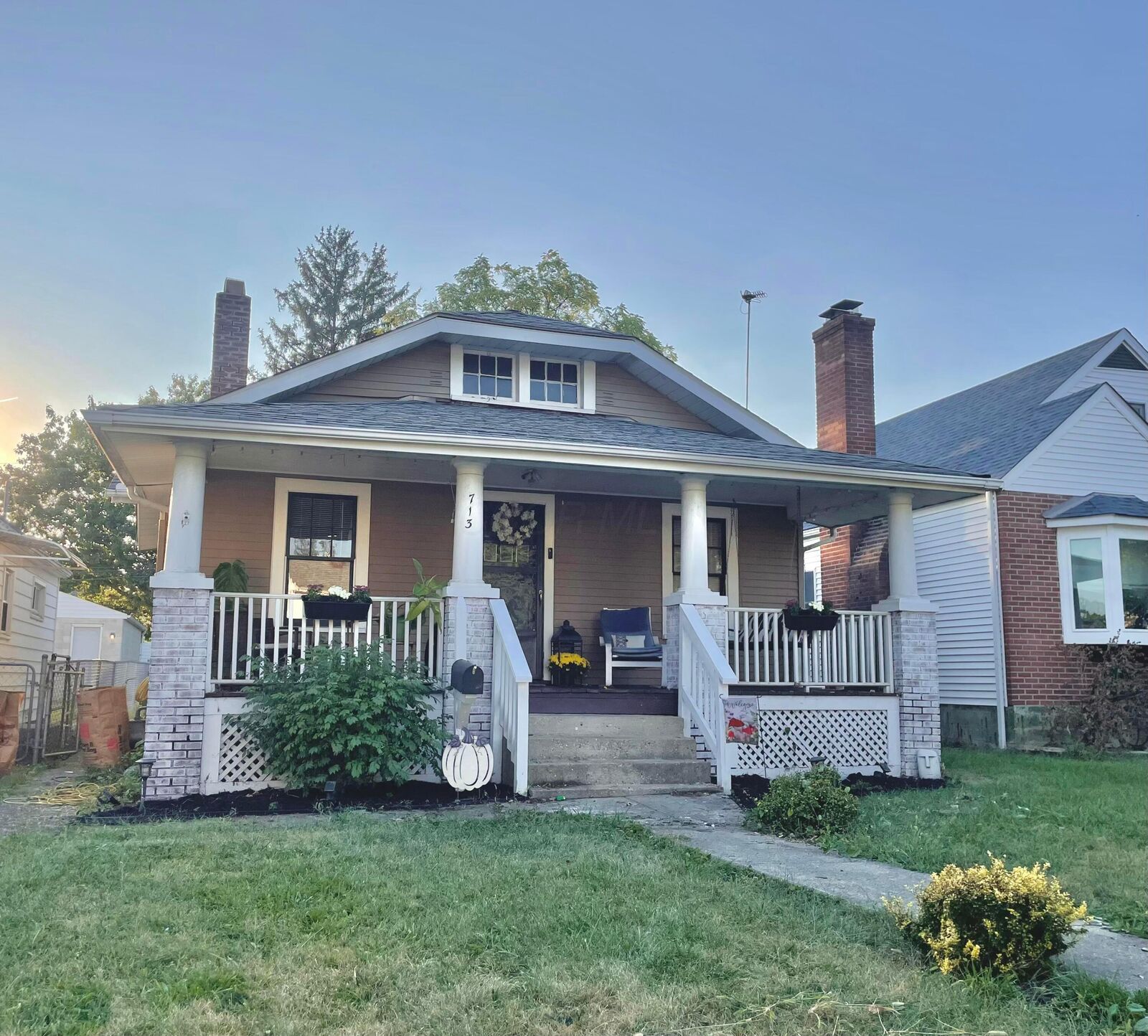 Property Photo:  713 S Ogden Avenue  OH 43204 
