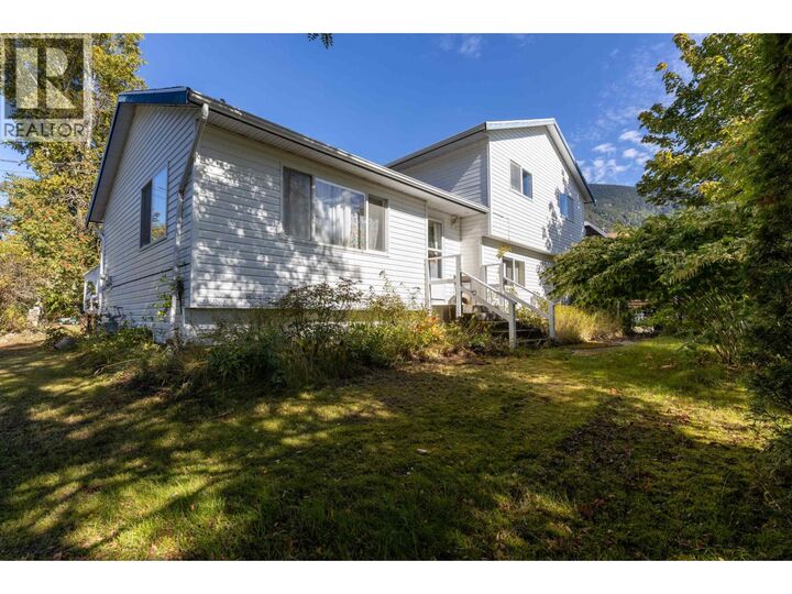 3566 Newell Avenue — photo 1