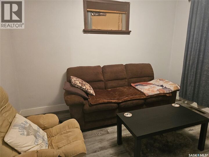 Property Photo:  436 Iroquois Street W  SK S6H 5B3 