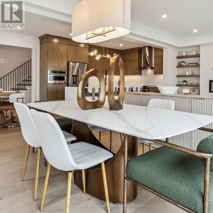 Property Photo: 533 Anton Crescent ON N2R 1P6