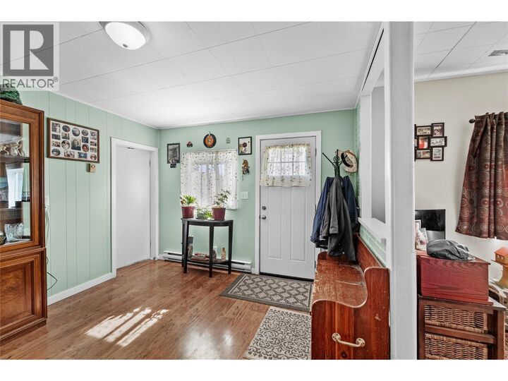 Property Photo: 1551 Blair Street BC V1K 1B8