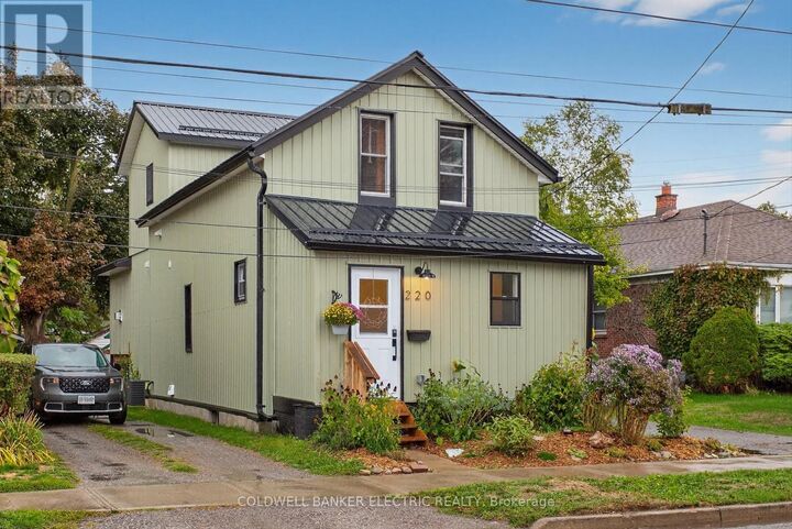 Photo de la propriété:  220 Rogers Street  ON K9H 1W3 