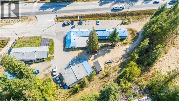 2100 Crestview Crescent  Castlegar BC V1N 3B3 photo