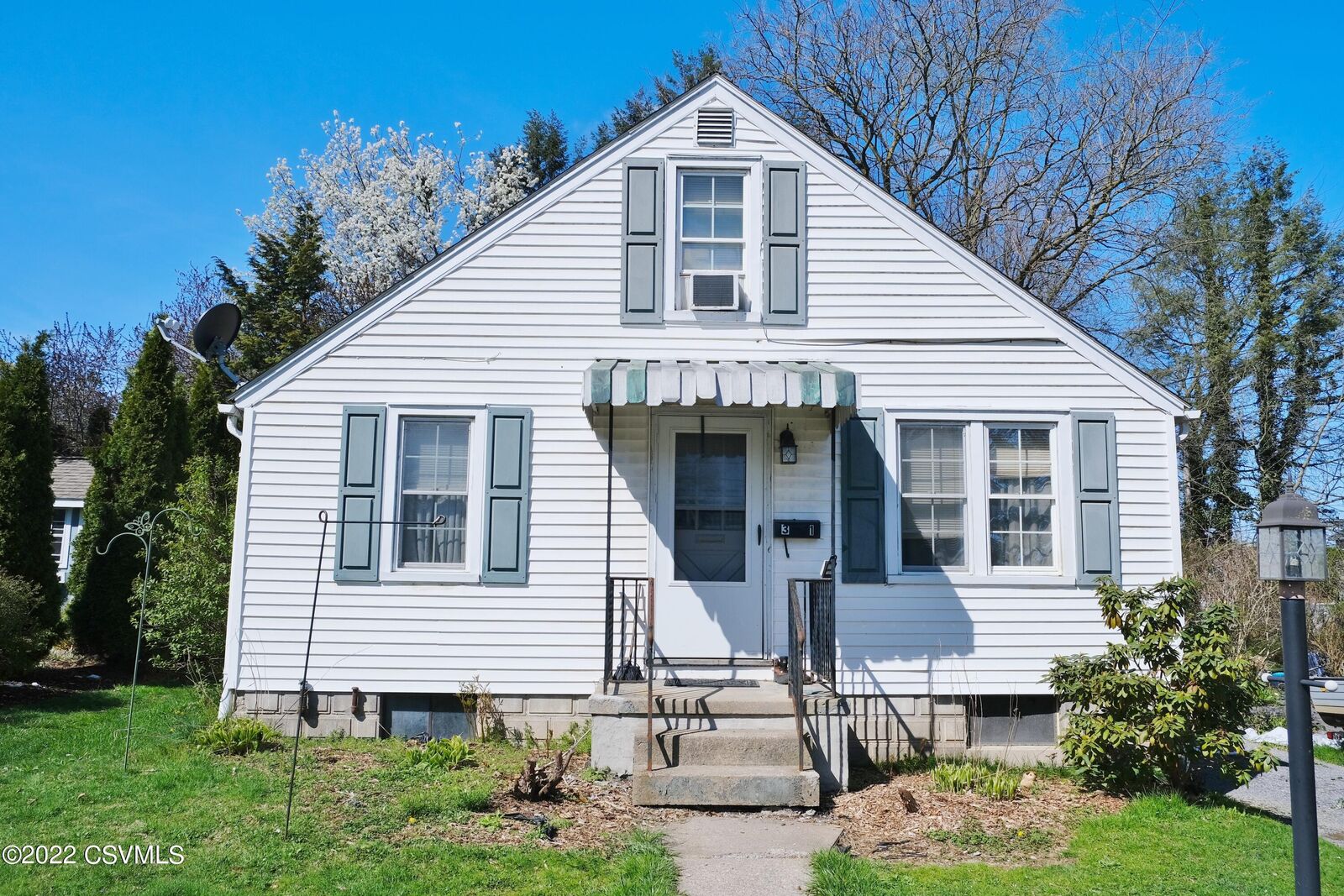Property Photo:  31 S 15th Street  PA 17837 