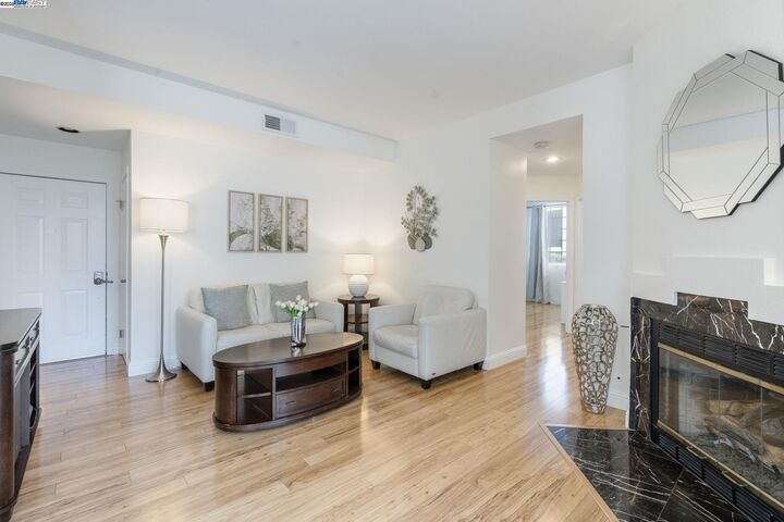 Property Photo:  7239 Cronin Cir  CA 94568 
