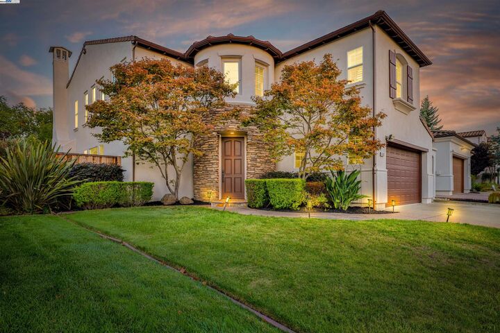 Property Photo:  4596 Sweetgale Dr  CA 94582 