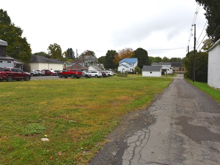 Property Photo:  427 Main Street  PA 16433 
