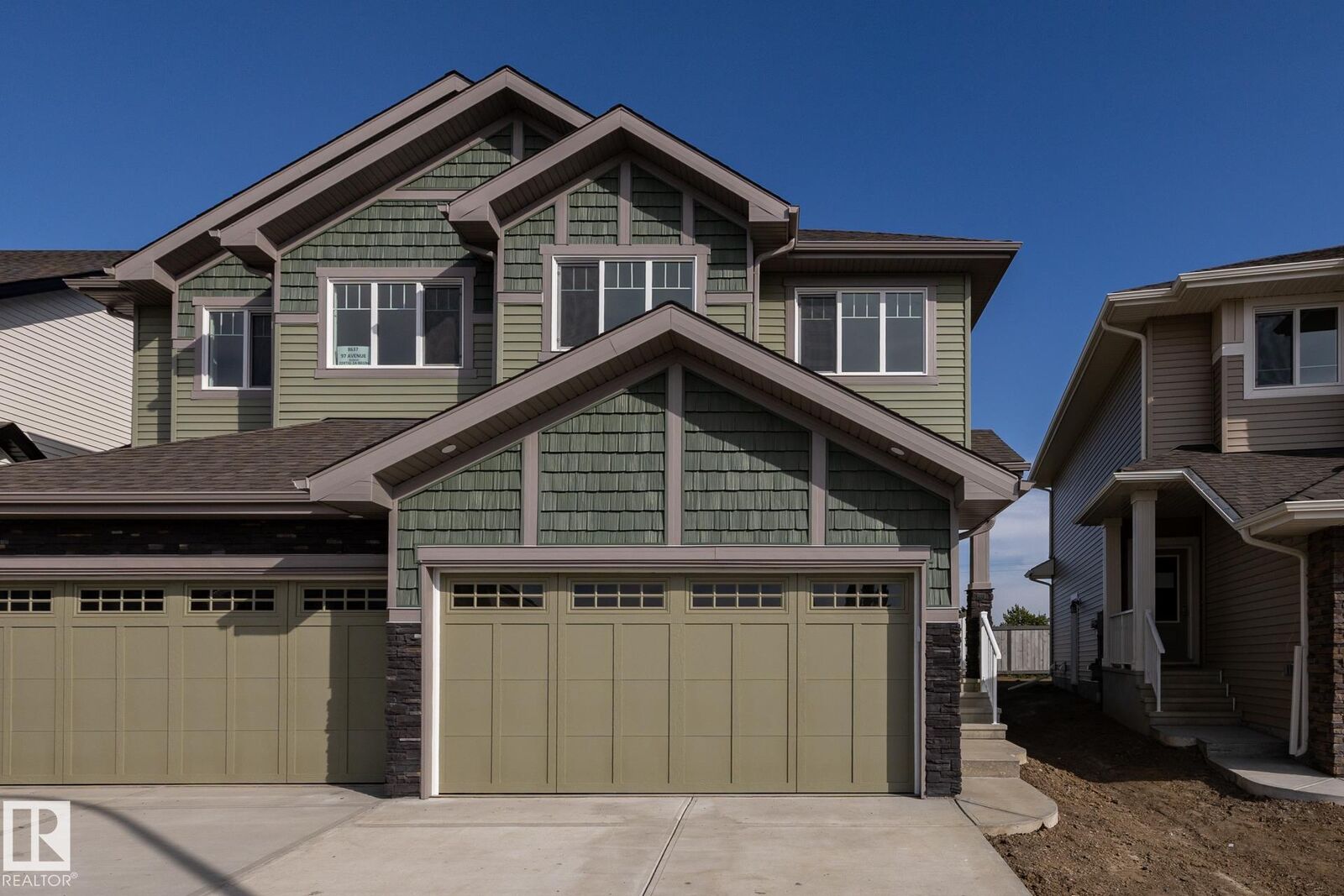 Property Photo:  8639 97 Avenue  AB T8R 2S1 