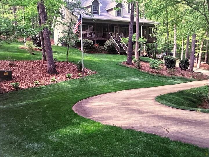 Property Photo: 7895 Wynfield Drive GA 30040